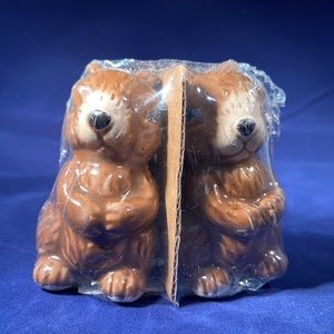 3” New Ceramic Squirrel Salt n Pepper Shakers